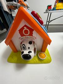 Casetta con cane e forme