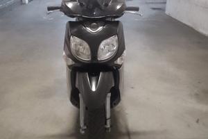 Yamaha Xenter 150i Black Edition 