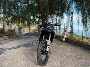 CFMOTO 450MT 2025 - 5000km - Accessoriata