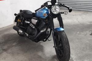 Yamaha XV 950