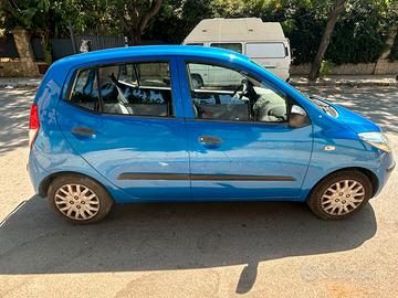 Hyundai i10 1.1 b/gpl revisionato accetto permute