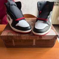 Air Jordan 1 Retro High OG Black/Varsity Red