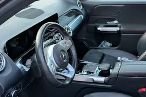 Mercedes glb220