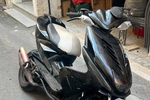 Yamaha aerox 50
