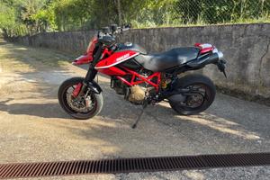 Ducati Hypermotard 1100 EVO SP
