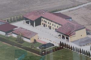 Grande Casale postu su un lotto di 15.000 metri