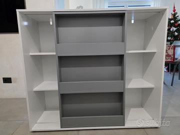 armadio porta giochi o altro 