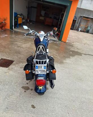 MOTO KAWASAKI VN800
