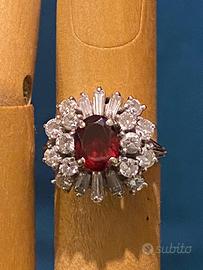 Anello Oro bianco 18kt con diamanti e rubino