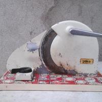 Affettatrice manuale