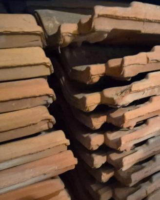 TEGOLE PORTOGHESI SINISTRE