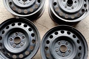 4 cerchi in ferro R15