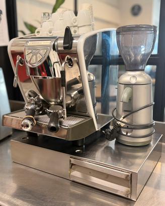 Macchina da caffe Nuova Simonelli Musica LUX