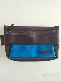 FREITAG F607 MARKS

POUCH SMALL

