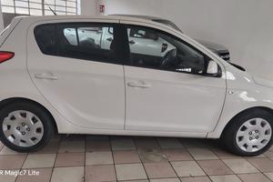 Hyundai i20 1.2 5p. BlueDrive GPL Sound Edition