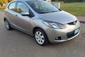 Mazda 2 Mazda2 1.3 16V 75CV 5p. Play GPL