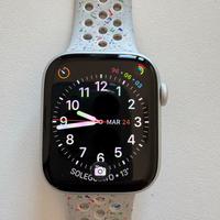 Apple Watch Series 9 45mm Alluminio, come nuovo