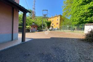 4 LOCALI A FORNOVO DI TARO