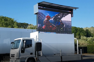 Cassa mobile per camion maxischermo ledwall