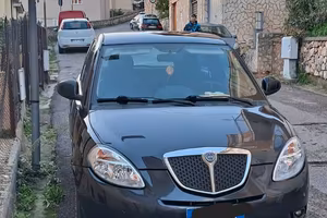 lancia Ypsilon 2004 automatico 