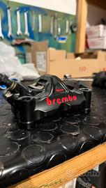 Pinza freno brembo anteriore