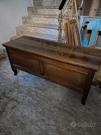 Cassapanca antica