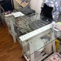 Scrivania con cavalletto