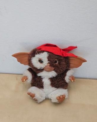 Gremlin Gizmo Peluche Vintage con Bandana Rossa