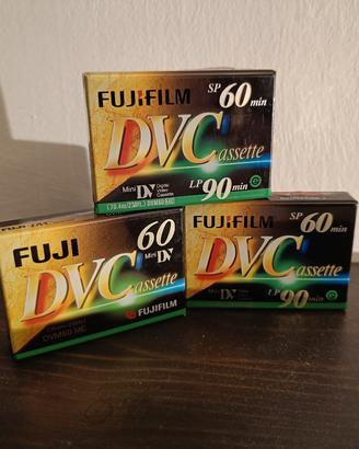 3x Mini DV Fujifilm DVC cassette