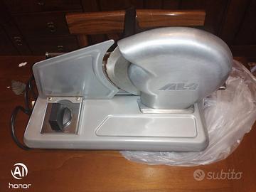 affettatrice elettrica