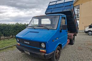 Daily ribaltabile trilaterale 2.5 aspirato