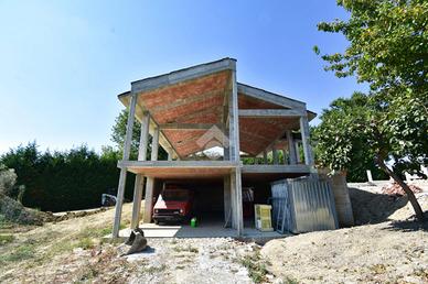 VILLA SINGOLA A CORIANO