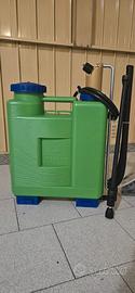 Spruzzatore a pompa manuale