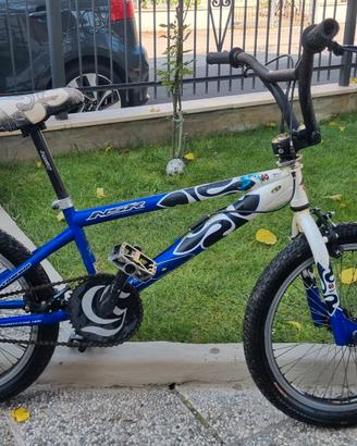 Bicicletta BMX NSR Blu e Bianca