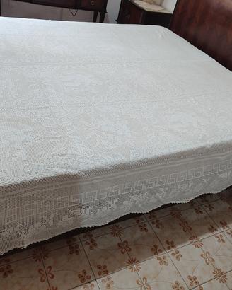 coperta matrimoniale in filet 