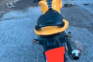 SV 650s del 1999 a carburatori