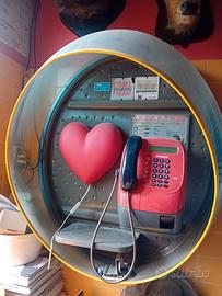 cabina e telefono vintage
