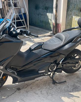 Yamaha TMAX 530 SX