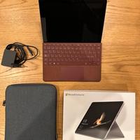 Microsoft Surface Go con tastiera