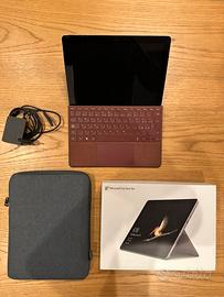 Microsoft Surface Go con tastiera