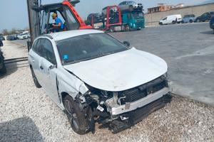 Peugeot 308 Plug-in Hybrid 180 e-EAT8 SW GT