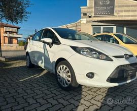 Ford Fiesta 1.2 benzina adatta per neopatentati