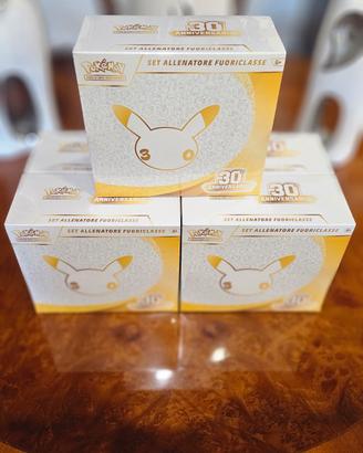 Set Allenatore Fuoriclasse 30° ETB / 🇮🇹
