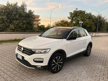 VW T-Roc 1.5 Benz. 150cv