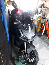 Scooterone adv 350 honda