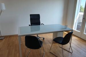 Stanza riservata uso ufficio-studio