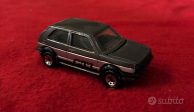 Modellino Volkswagen Golf GTI 1:43