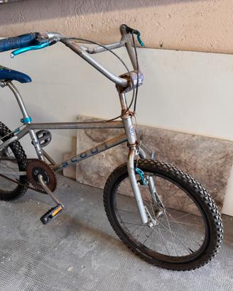 Bicicletra bmx