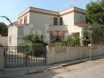 Campobello di Mazara Villa con Dépendance