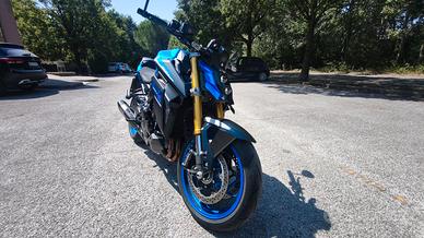 SUZUKI GSX-S 1000 EVO